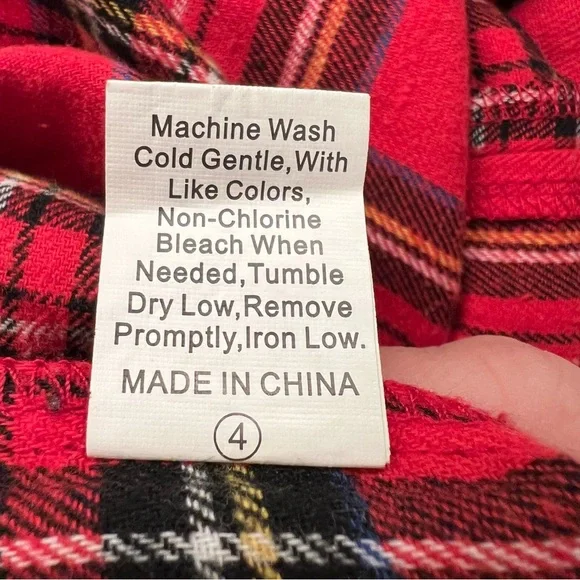 90’s Y2K Academia Plaid Brandy Melville Red Black Mini Skirt Size Small - Picture 5 of 5